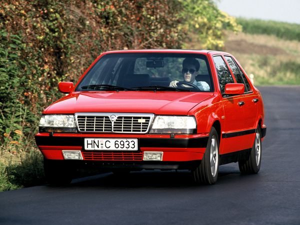 Lancia Thema 1984. Carrosserie, extérieur. Berline, 1 génération