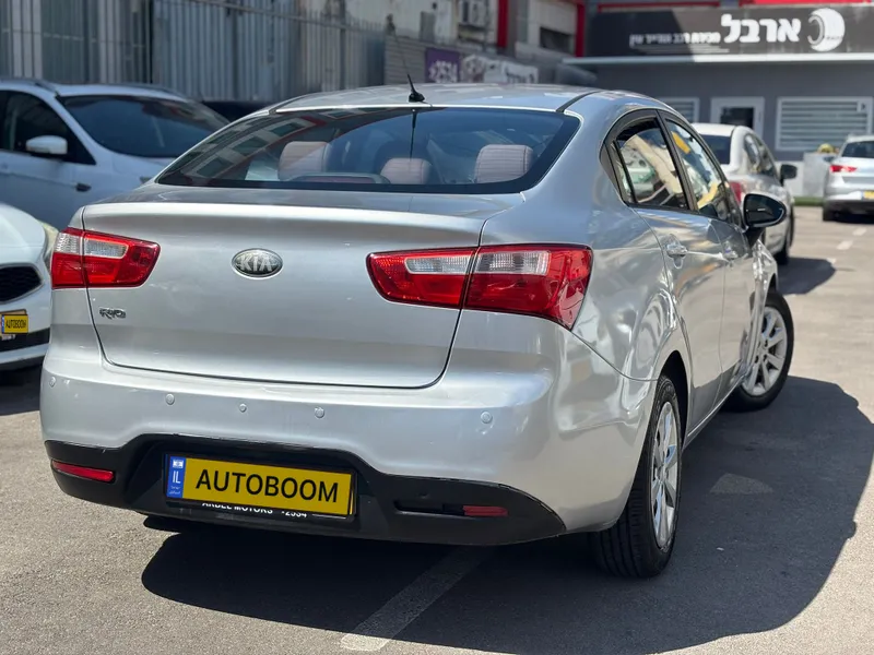 Kia Rio 2nd hand, 2013