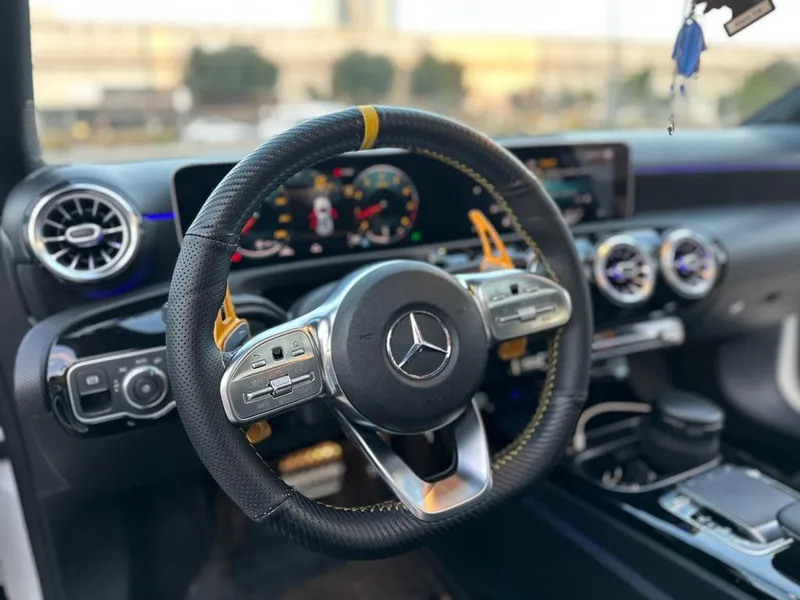 Mercedes A-Class 2ème main, 2019, main privée