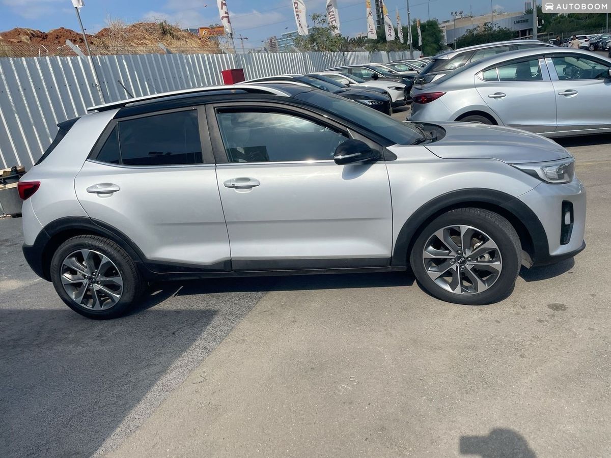 Kia Stonic 2nd hand, 2019, private