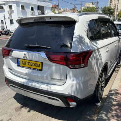 Mitsubishi Outlander с пробегом, 2018, частная рука