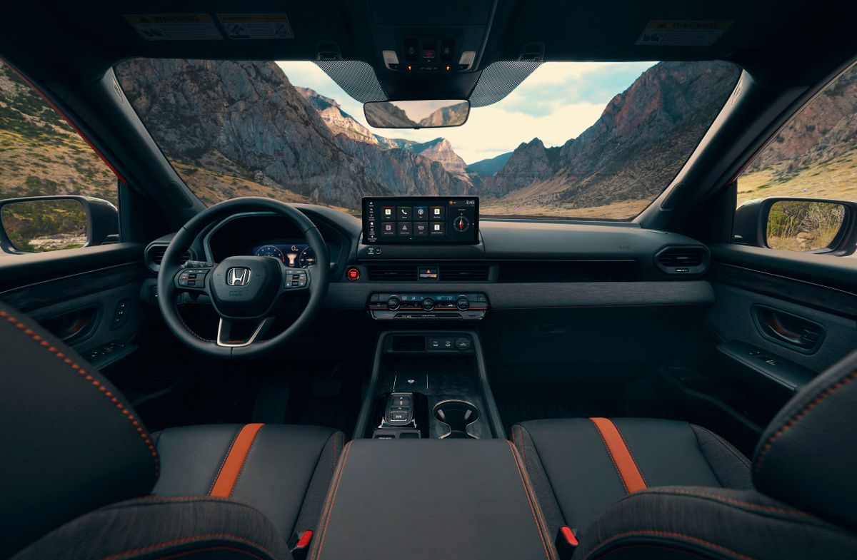 Honda Passport 2024. Передние сидения. Внедорожник 5 дв., 4 поколение