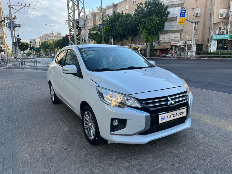מיצובישי אטראז יד 2 רכב, 2020