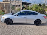 Nissan Altima 2nd hand, 2015, private