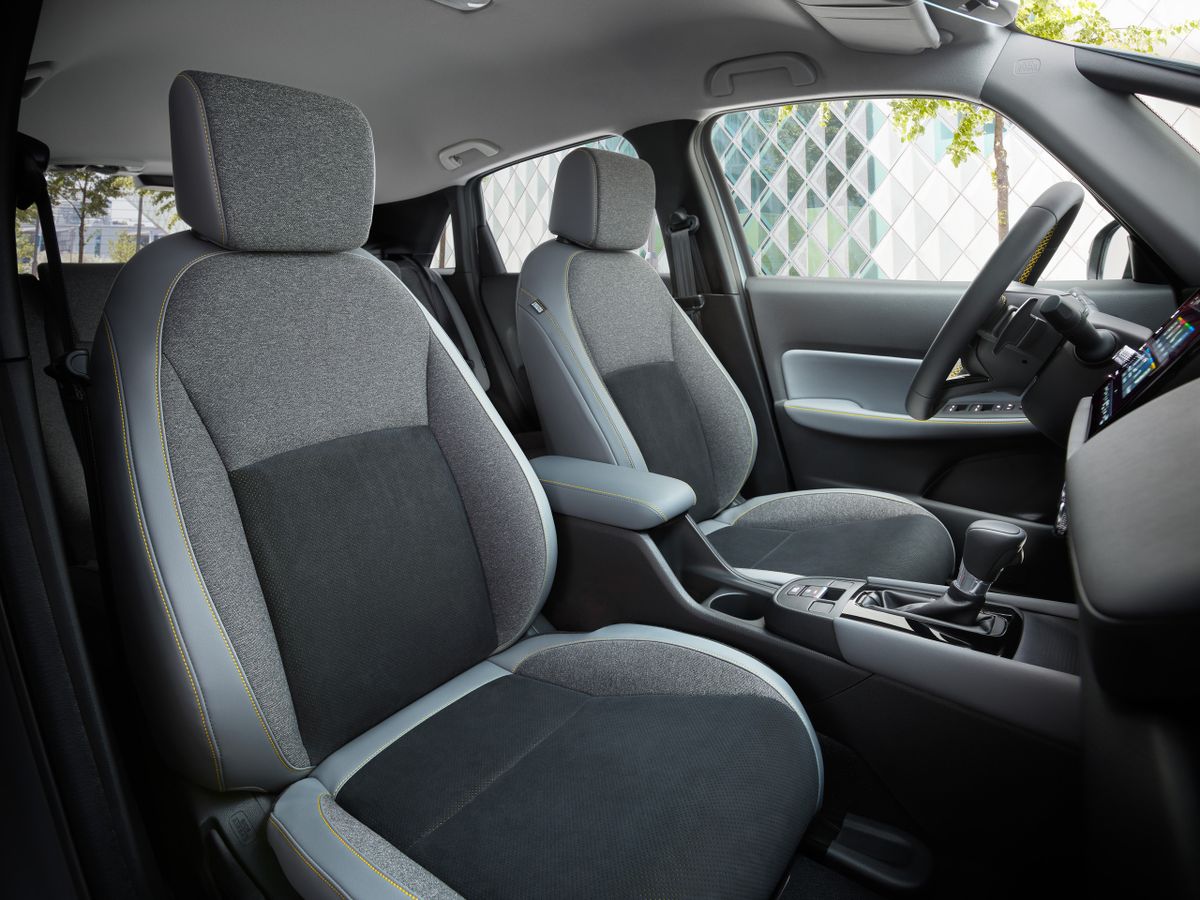 Honda Jazz 2023. Front seats. Mini 5-doors, 4 generation, restyling