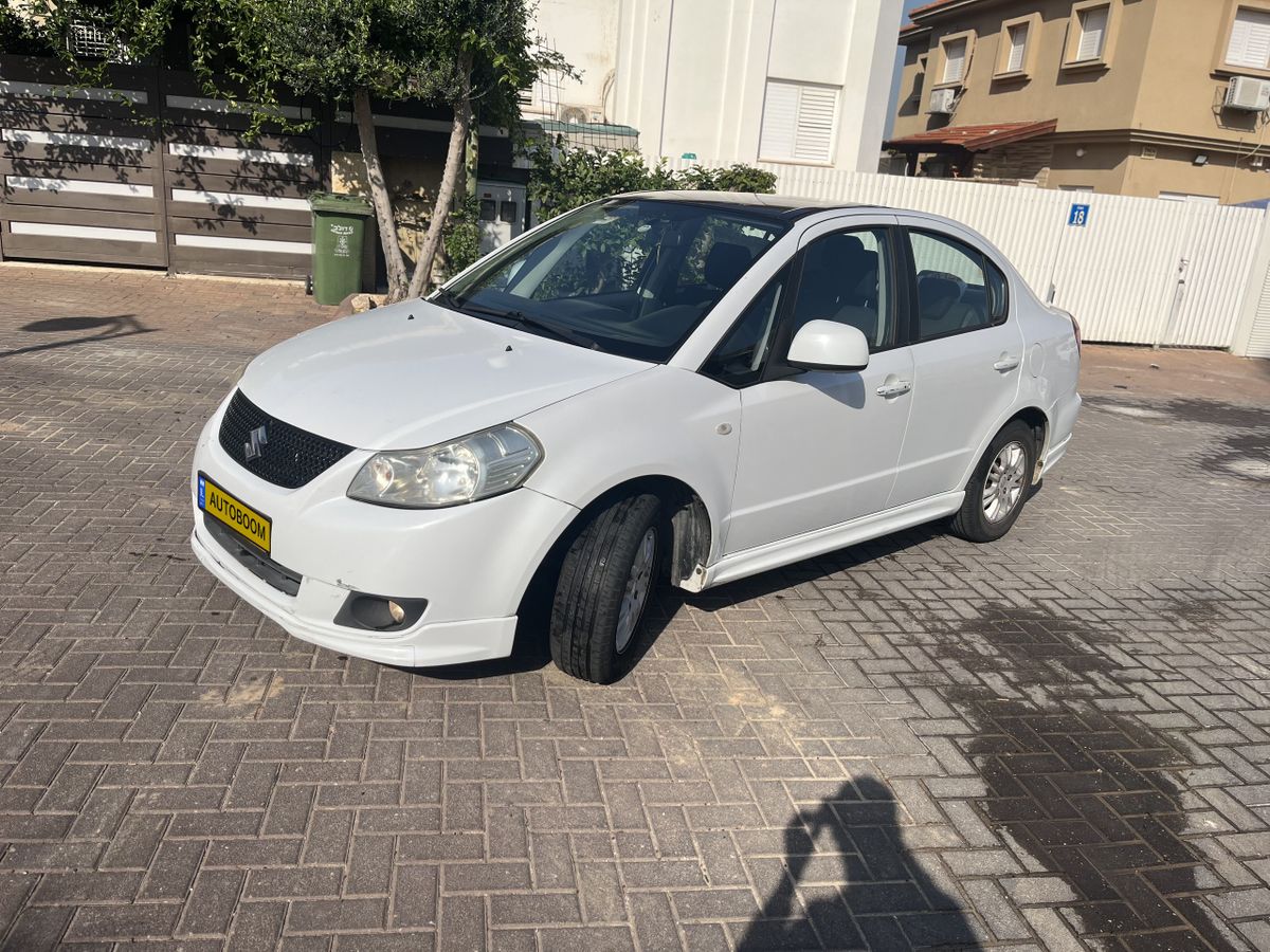סוזוקי SX4 יד 2 רכב, 2013, פרטי