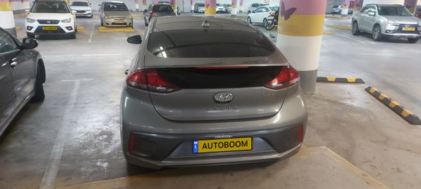 Hyundai IONIQ с пробегом, 2020, частная рука