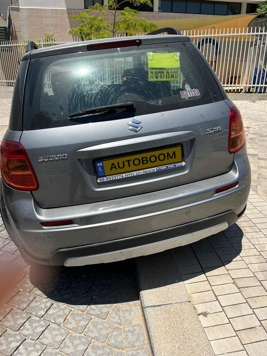 סוזוקי SX4 יד 2 רכב, 2014, פרטי