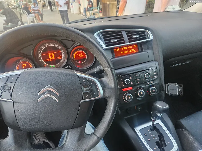 Citroen C4 с пробегом, 2011