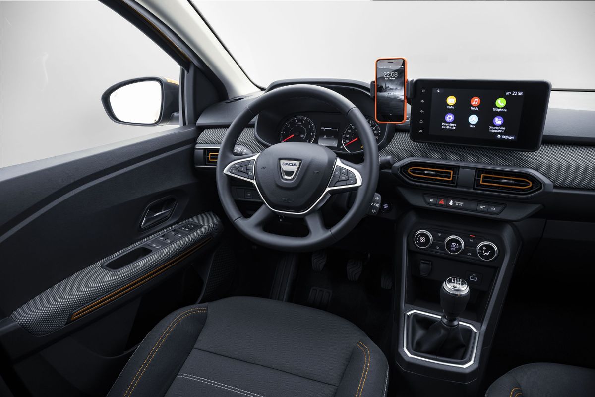 Dacia Sandero Stepway 2020. Siéges avants. Mini 5-portes, 3 génération