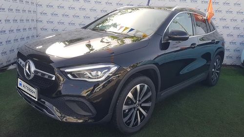 Mercedes GLA nouvelle voiture, 2021