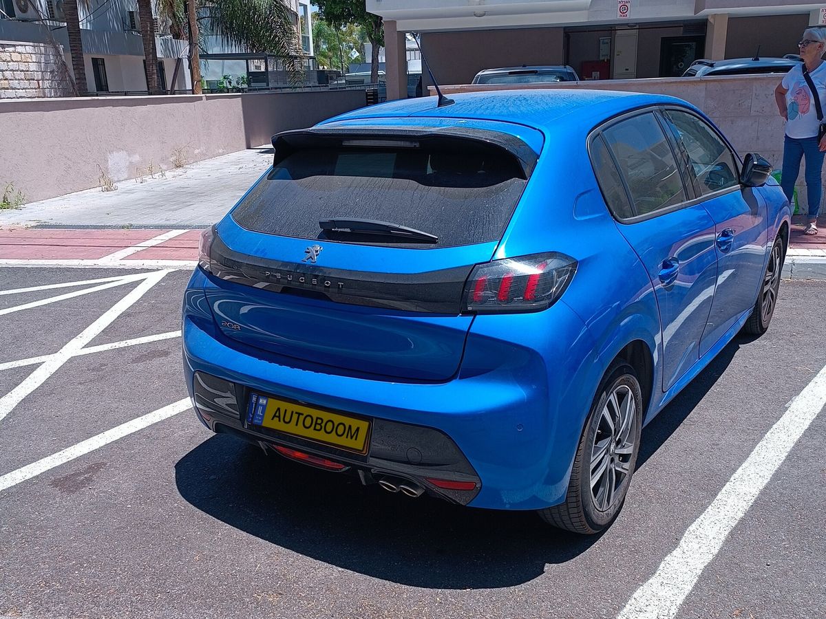 Peugeot 208 2nd hand, 2023, private hand