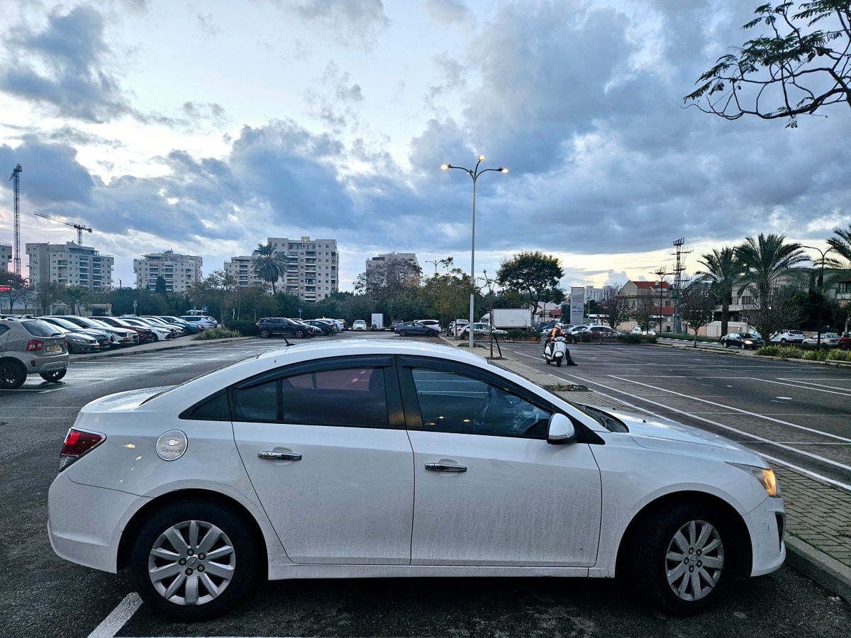 Chevrolet Cruze 2ème main, 2014