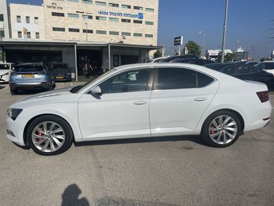 Skoda Superb 2nd hand, 2018, private hand