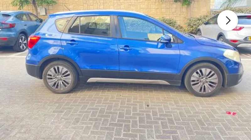 Suzuki SX4 2ème main, 2015, main privée