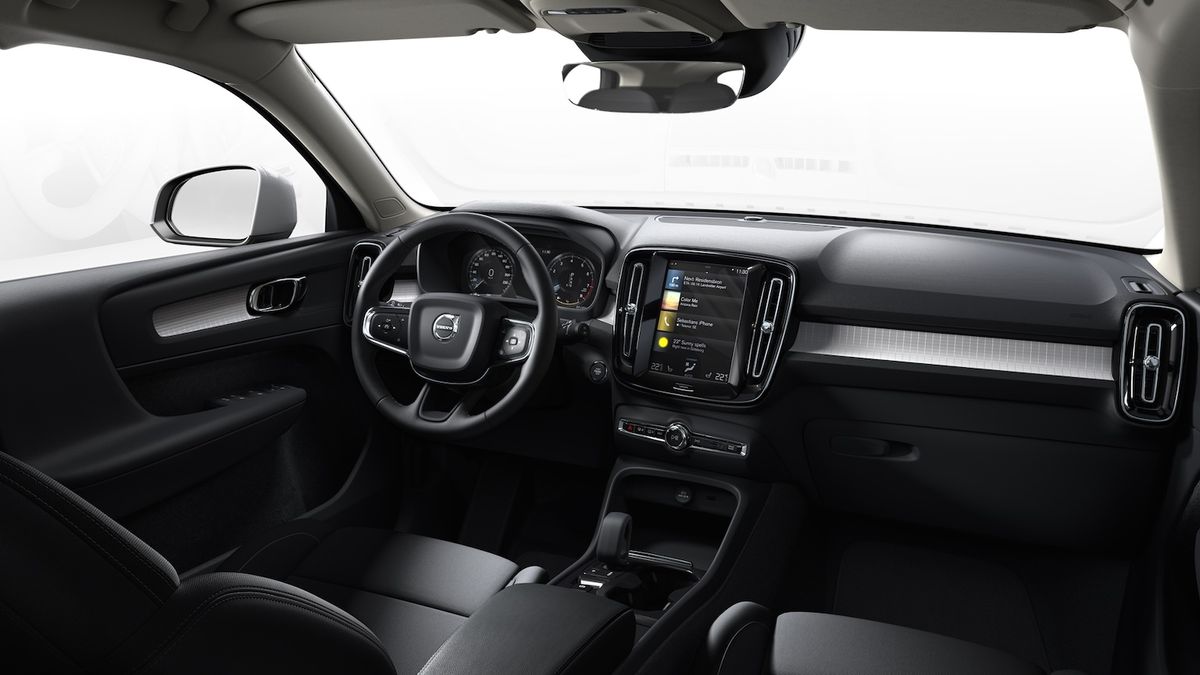 فولفو XC40 ‏2017. المقاعد الأمامية. SUV ٥ أبواب, 1 الجيل