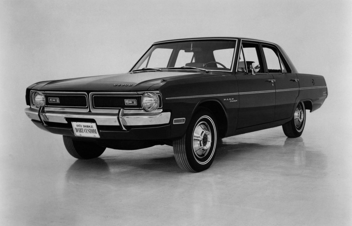 דודג' דארט ‏1970. מרכב, צורה. סדאן, 5 דור, שדרוג