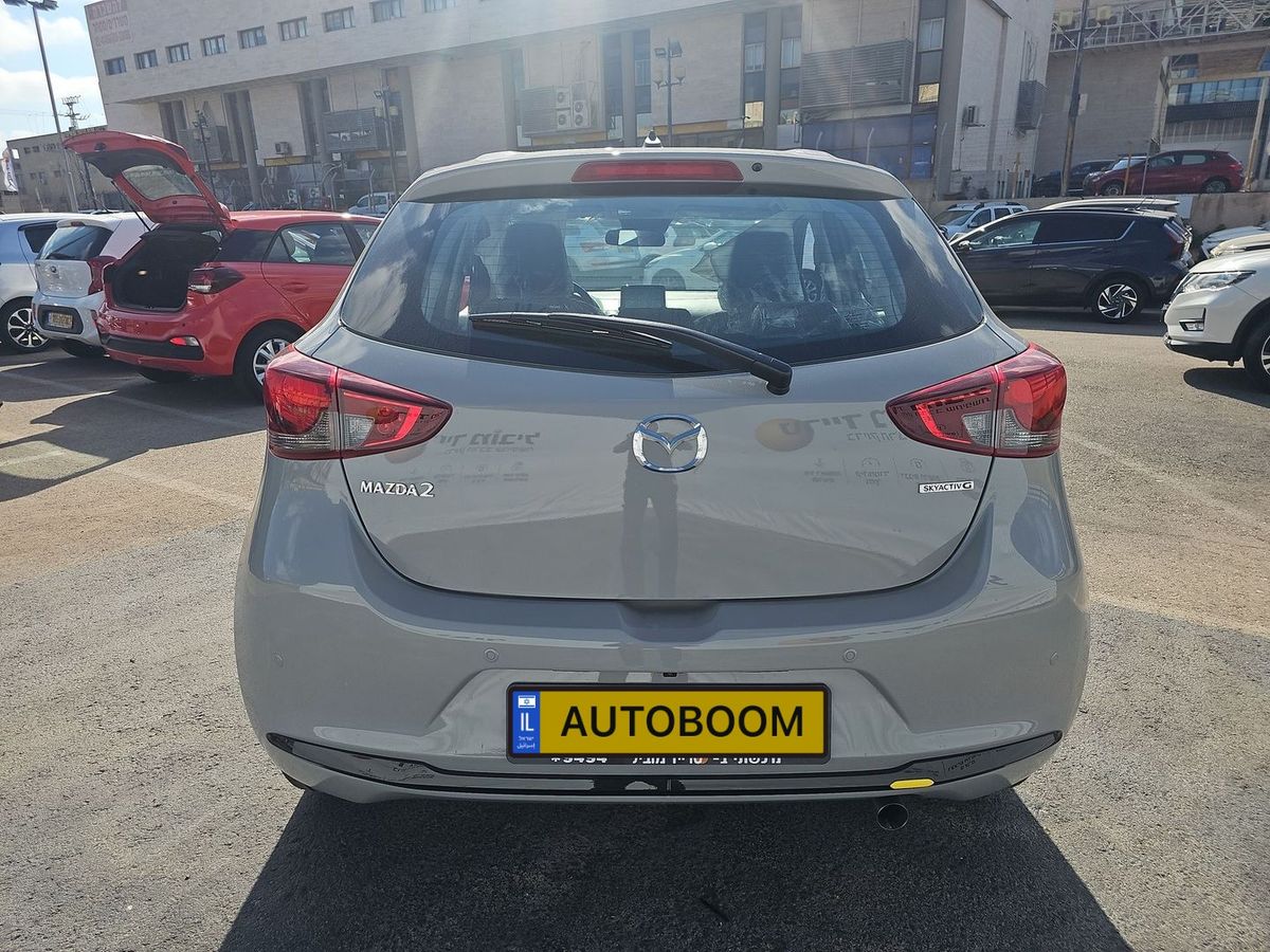 Mazda 2 новый, 2024
