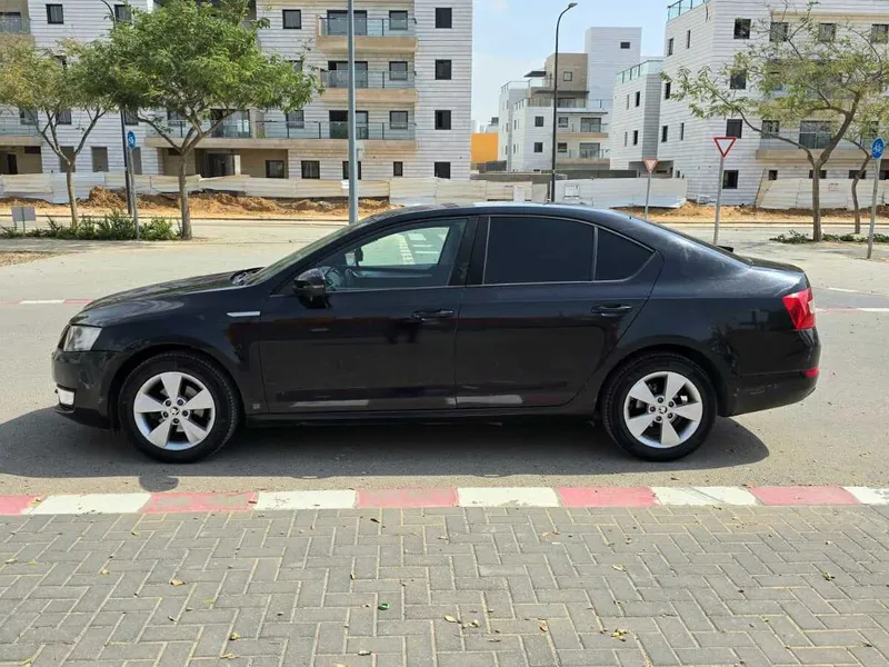 סקודה אוקטביה יד 2 רכב, 2014, פרטי