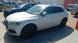 Audi Q5, 2020, photo