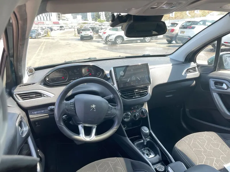 Peugeot 2008 2nd hand, 2018, private hand