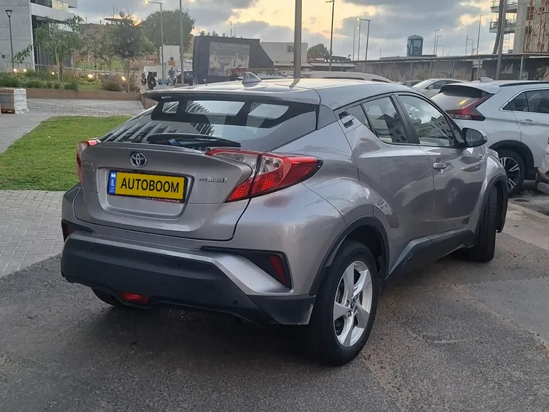 Toyota C-HR с пробегом, 2018, частная