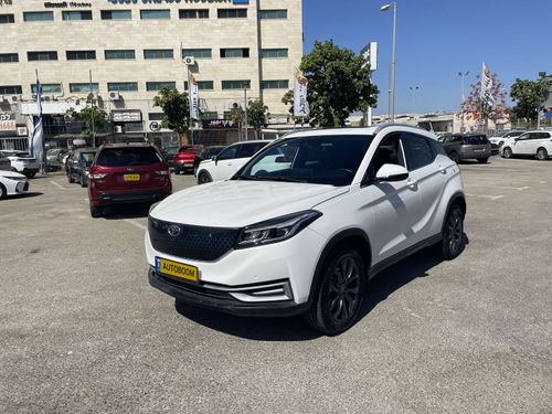 Seres 3 EV, 2023, photo