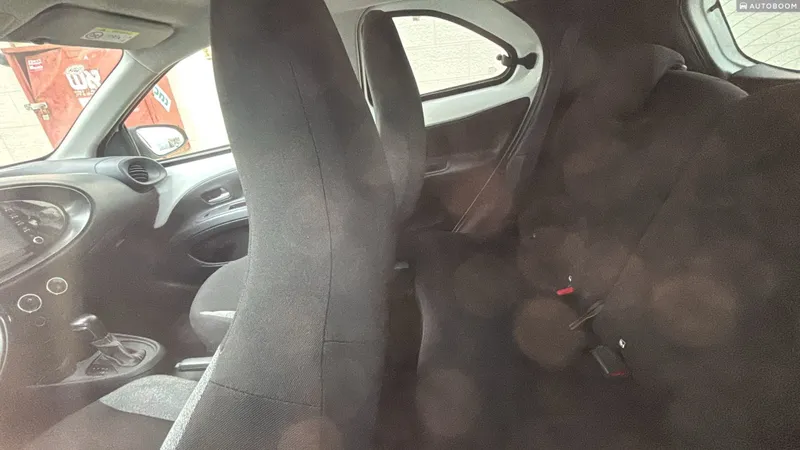 Toyota Aygo 2nd hand, 2022