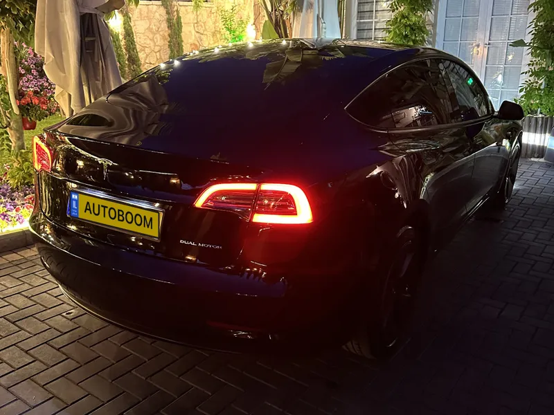 Tesla Model 3 с пробегом, 2022, частная рука