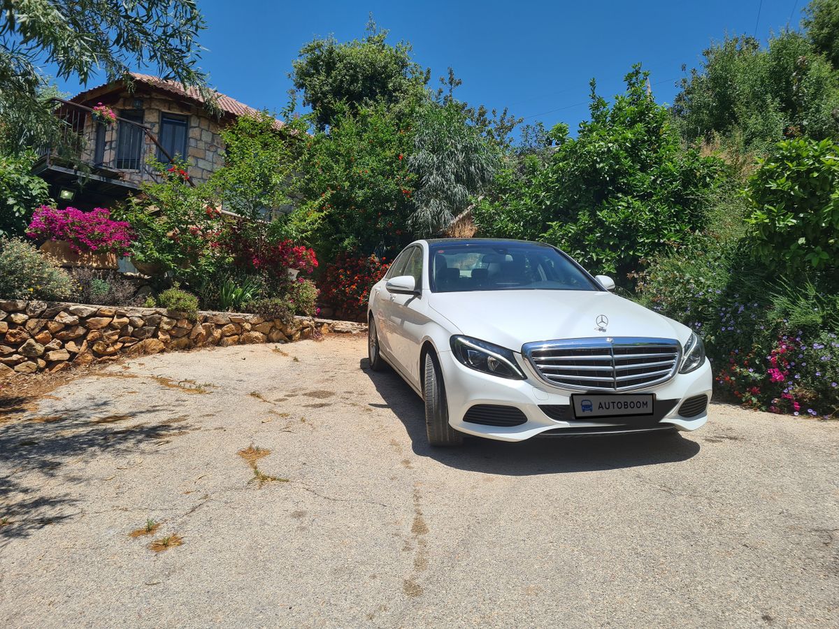 Mercedes C-Class 2nd hand, 2014, private hand