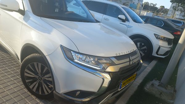 Mitsubishi Outlander 2ème main, 2019, main privée