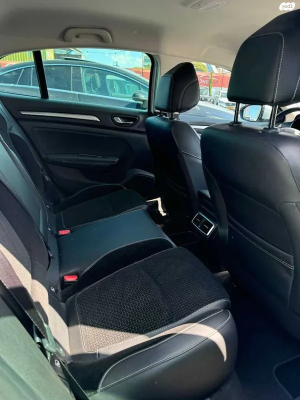 Renault Megane 2nd hand, 2021, private hand
