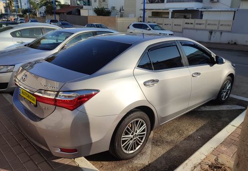 Toyota Corolla 2nd hand, 2018, private hand