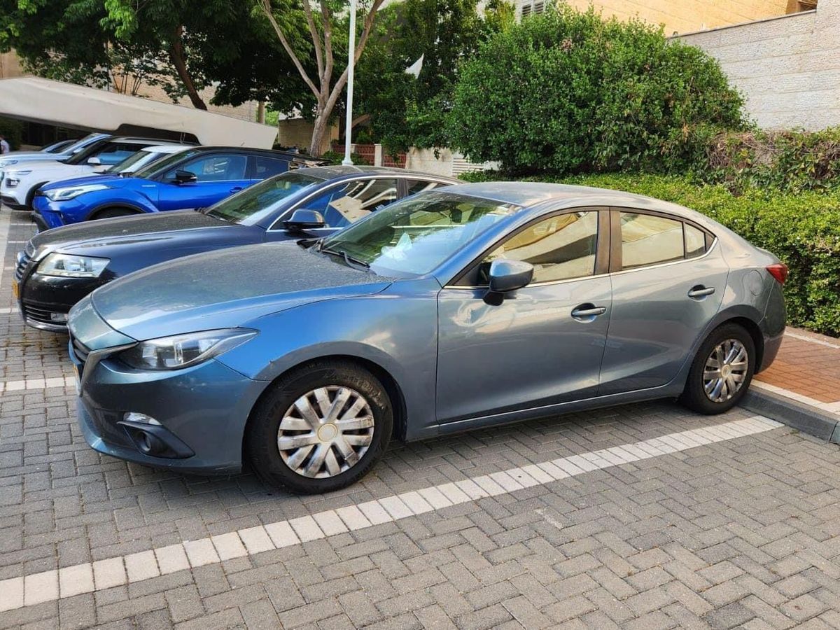 Mazda 3 с пробегом, 2015, частная рука