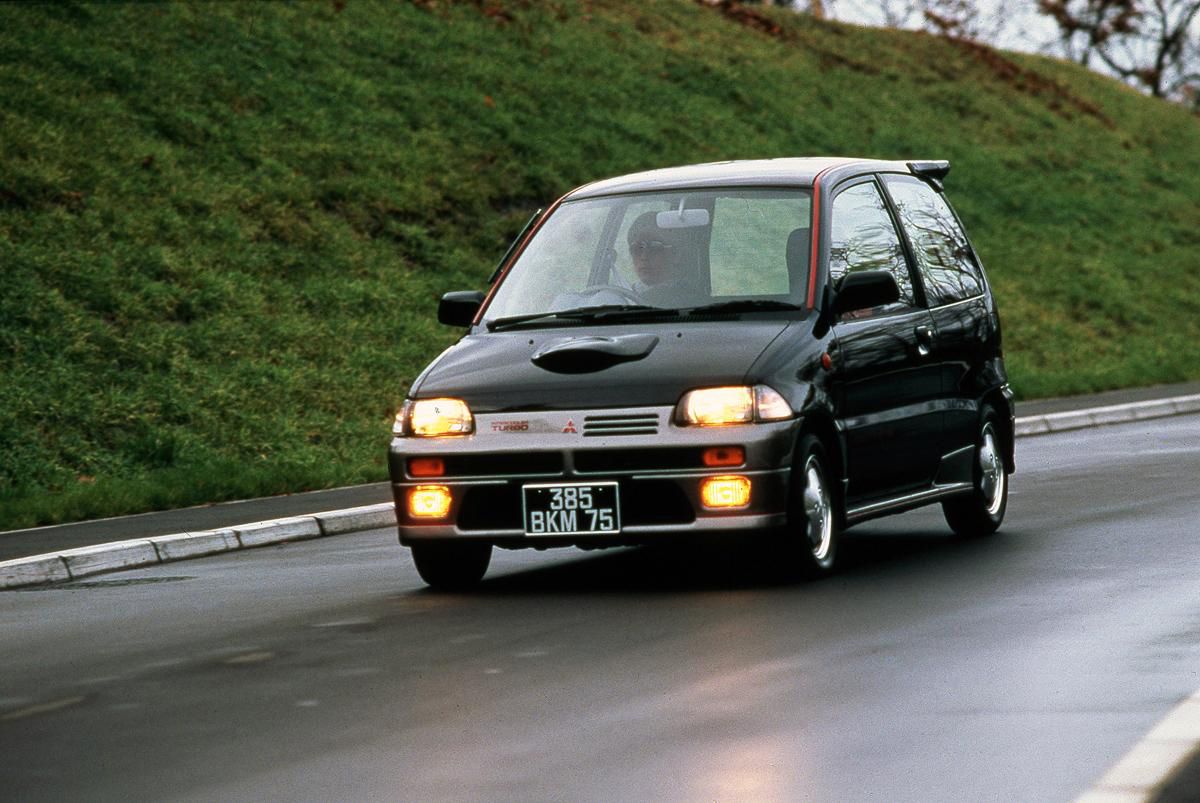 Mitsubishi Minica 1989. Carrosserie, extérieur. Mini 3-portes, 6 génération