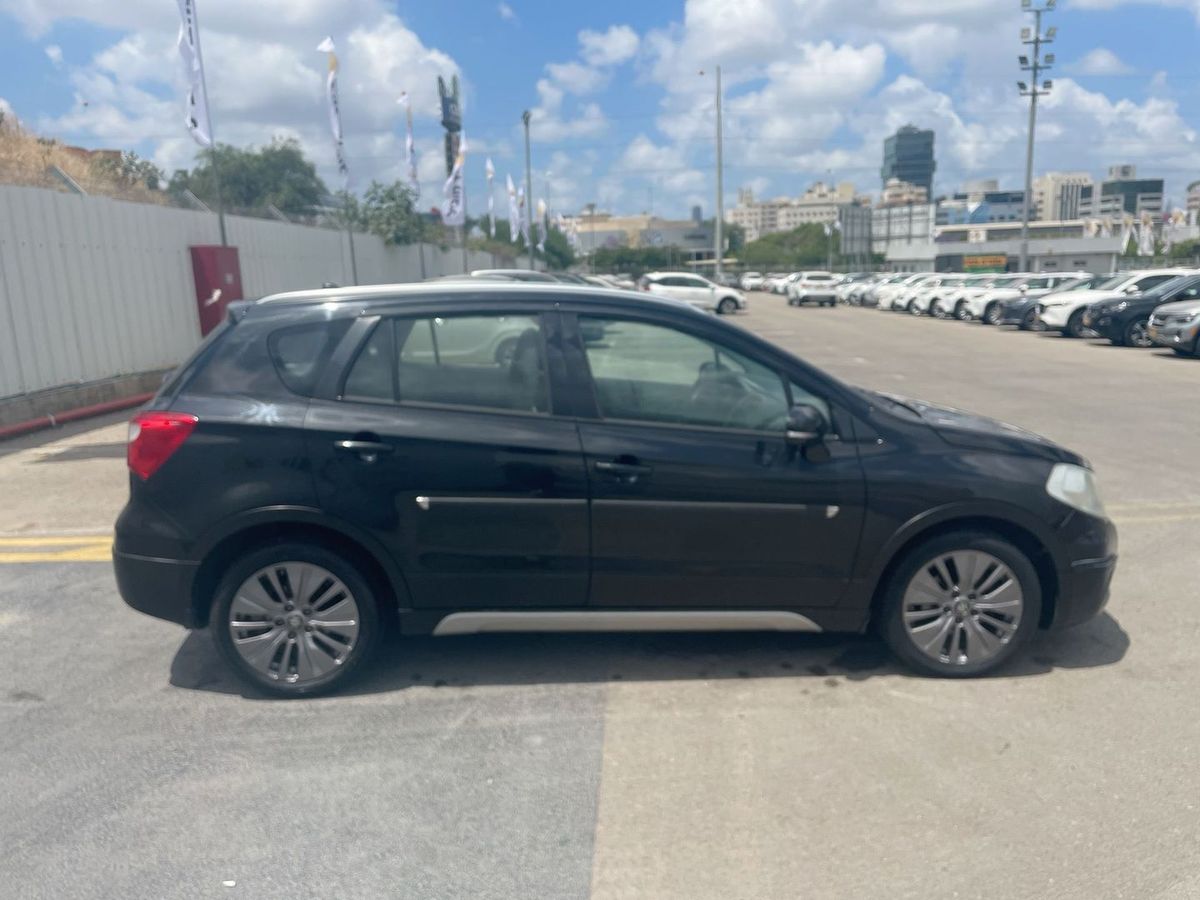 סוזוקי SX4 יד 2 רכב, 2015, פרטי