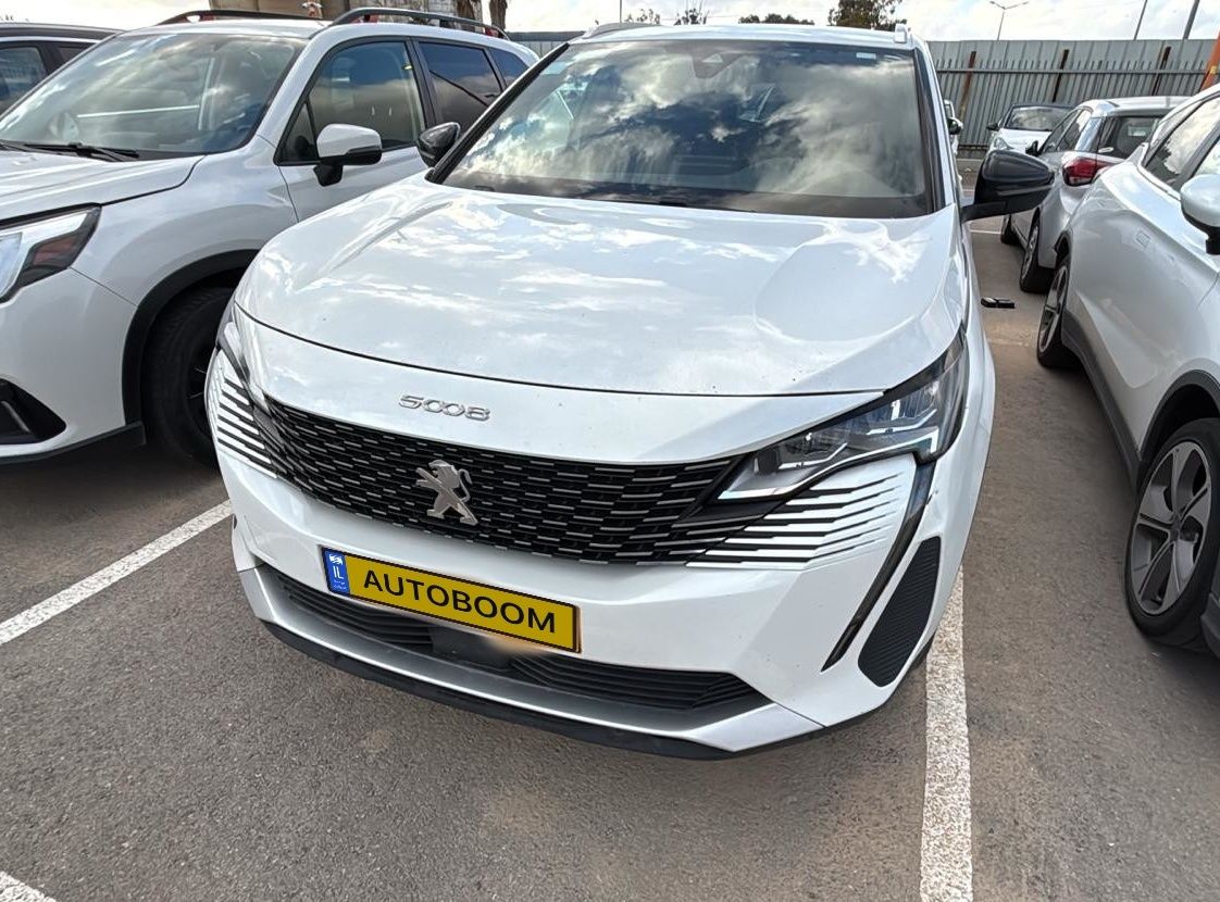 Peugeot 5008 с пробегом, 2023