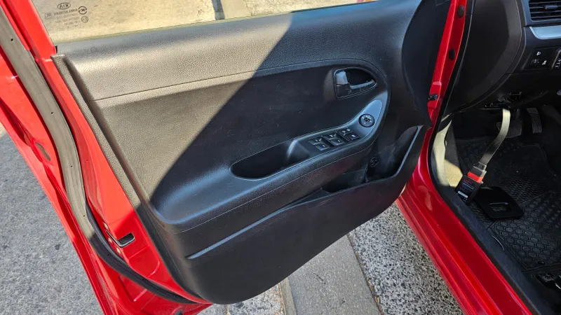Kia Picanto 2nd hand, 2012, private hand