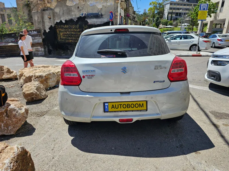סוזוקי סוויפט יד 2 רכב, 2023, פרטי