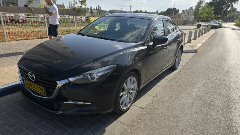 Mazda 3 с пробегом, 2018, частная рука