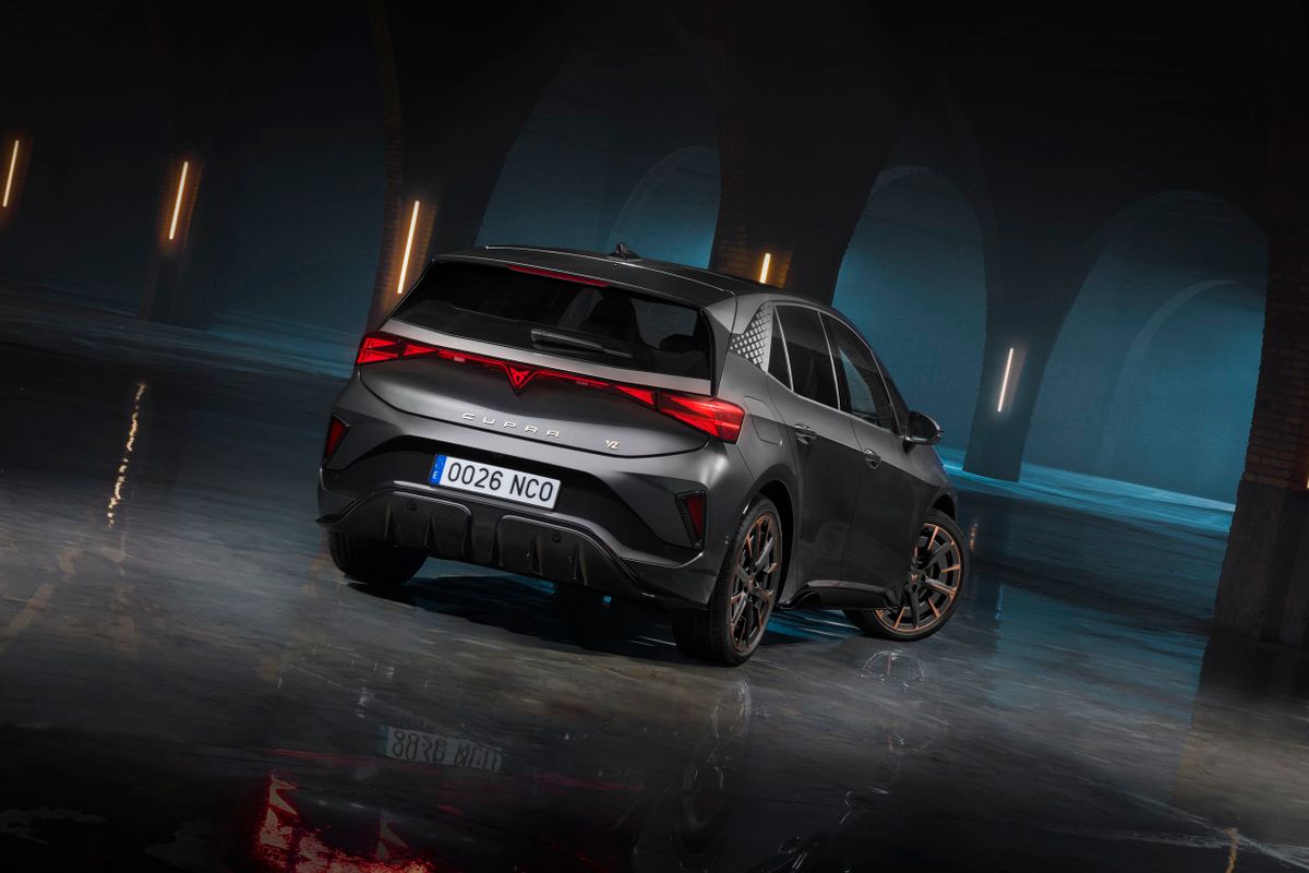 Cupra Born. Кузов.
