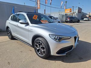 Alfa Romeo Stelvio, 2022, фото