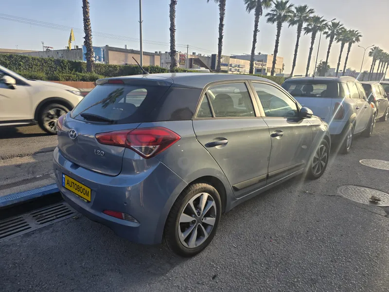 יונדאי i20 יד 2 רכב, 2017, פרטי