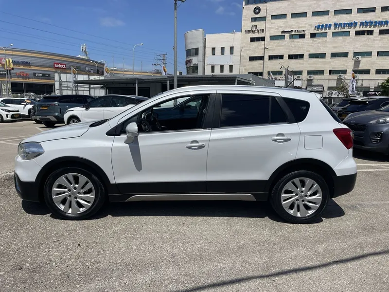 Suzuki Crossover с пробегом, 2019, частная рука