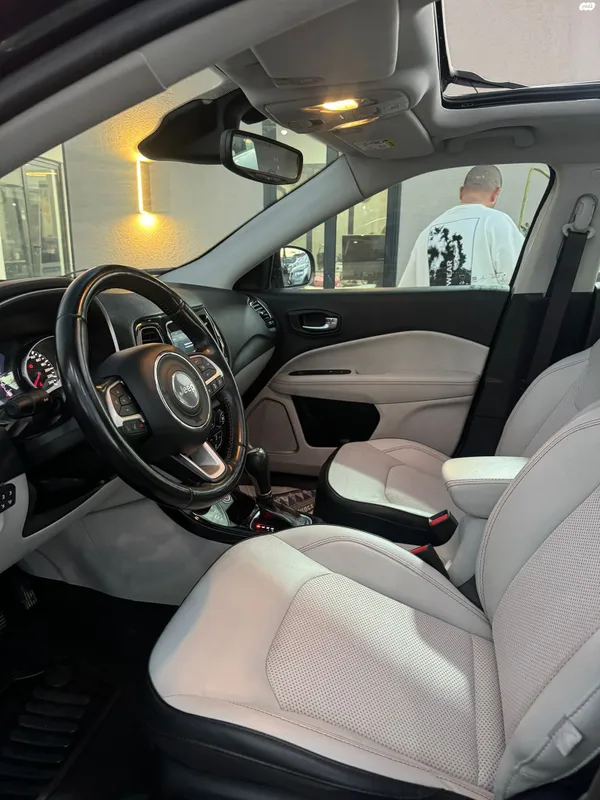 Jeep Compass 2nd hand, 2020, private hand