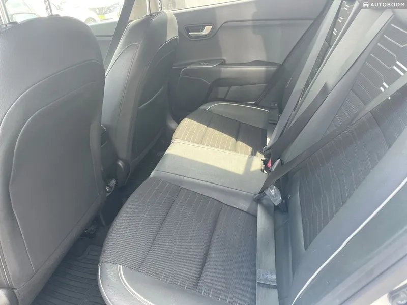Kia Stonic 2nd hand, 2021, private