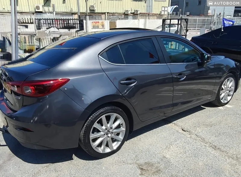 Mazda 3 2ème main, 2018, privée