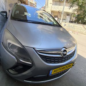 Opel Zafira, 2012, фото