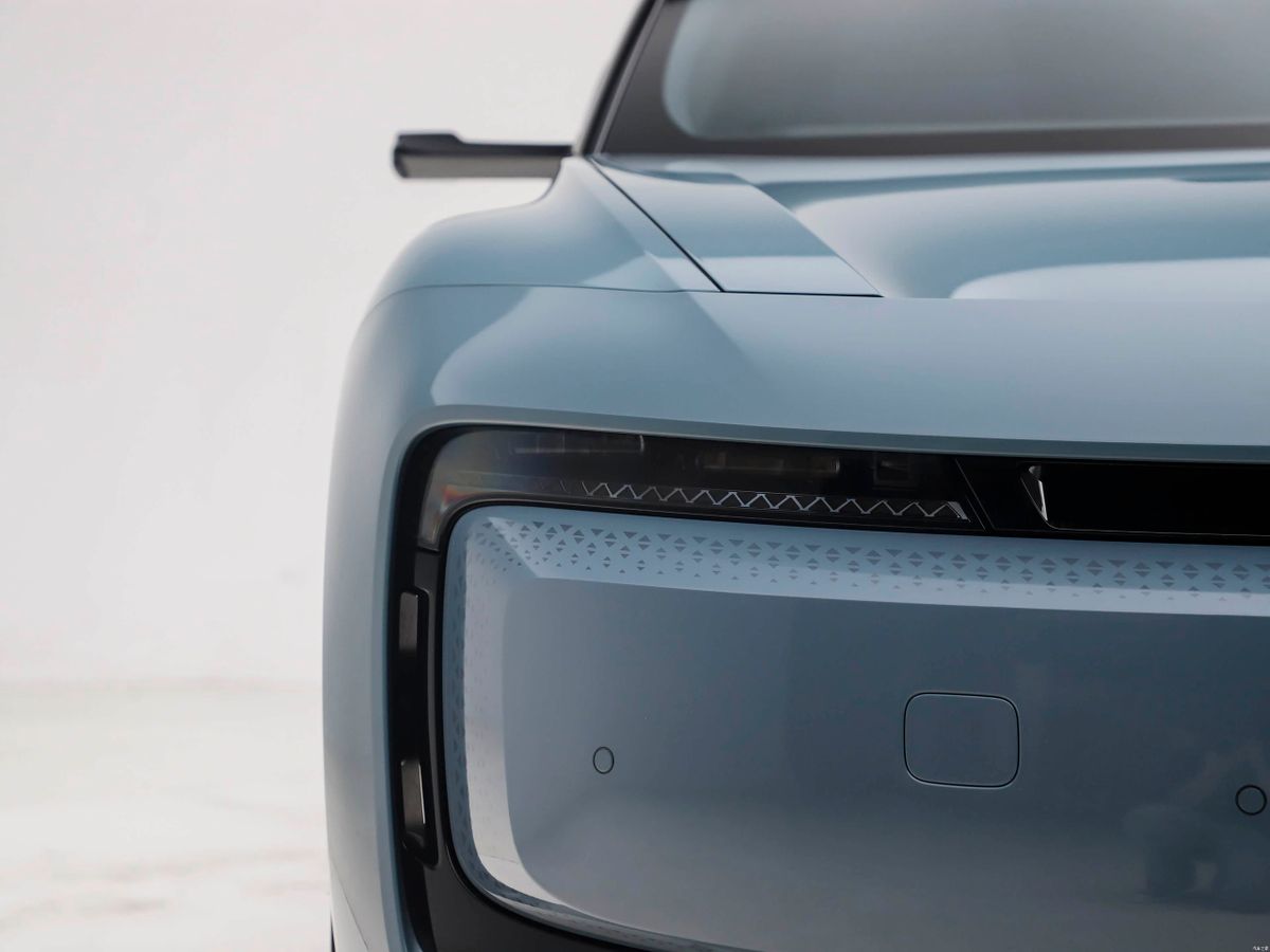 A-U-D-I E5 Sportback 2025. Передние фары. Универсал, 1 поколение