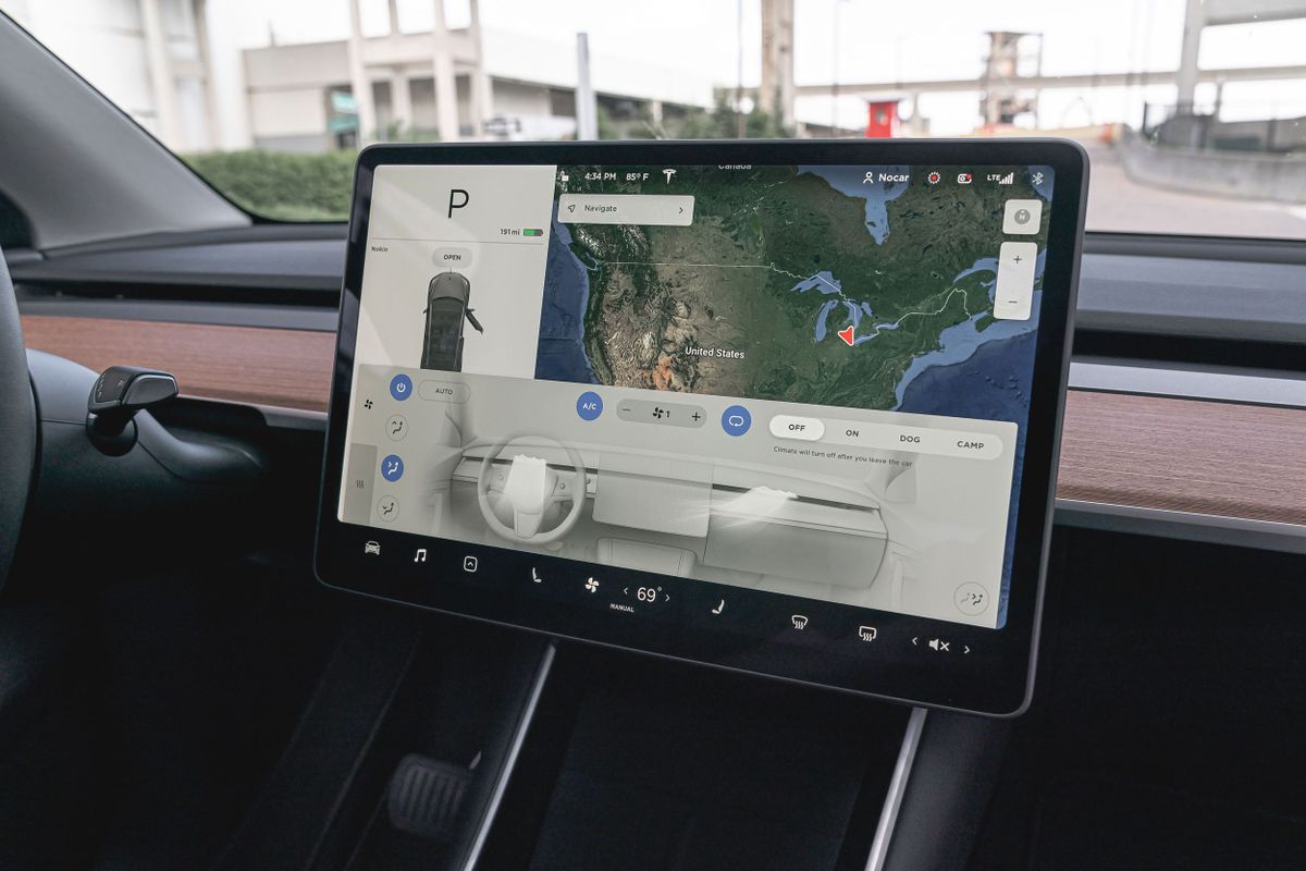Tesla Model Y 2019. Navigation system. SUV 5-doors, 1 generation